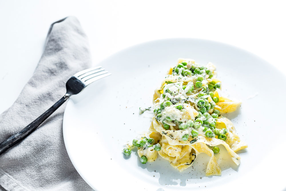 Spring Pea Pasta with Mint and Lemon